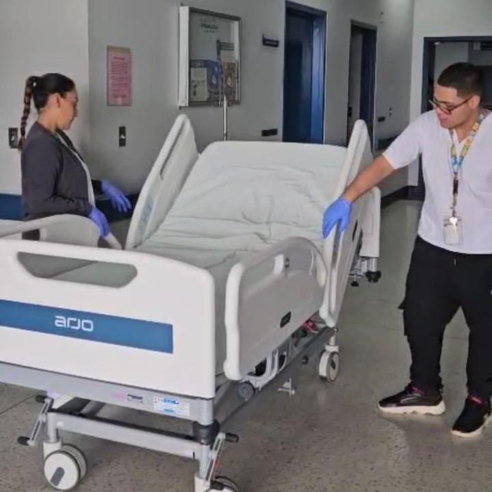 Hospital San Vicente de Paúl adquirió 181 camas eléctricas y 58 camillas valoradas en ¢350 millones