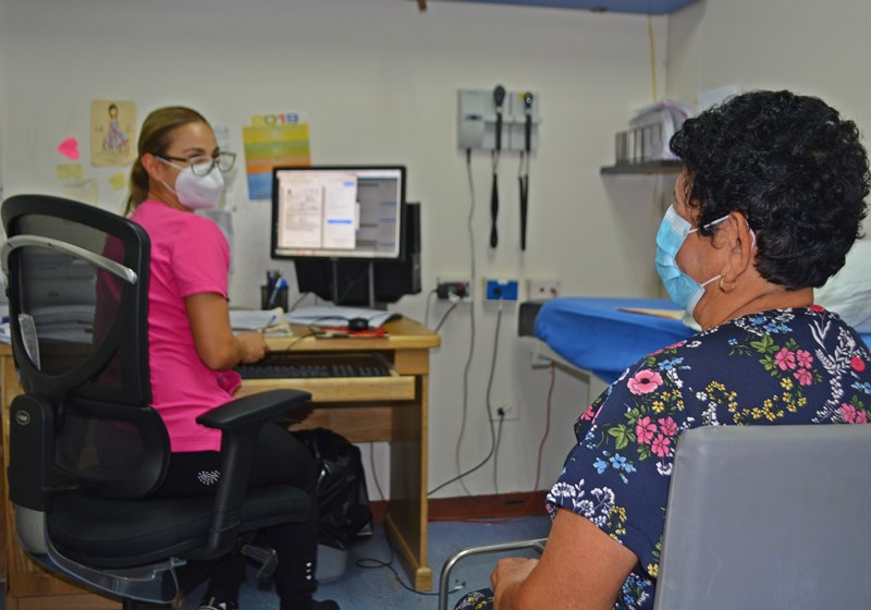 Establecimientos de salud mantendrán horarios habituales para este fin y principio de año