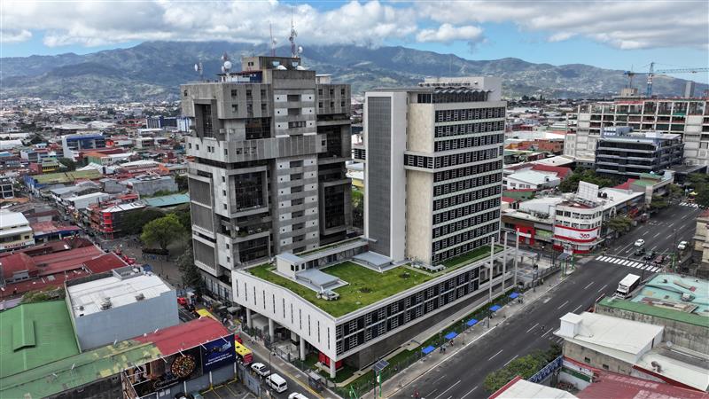 Hospital Tony Facio mantiene al día reporte de biopsias en toda la región